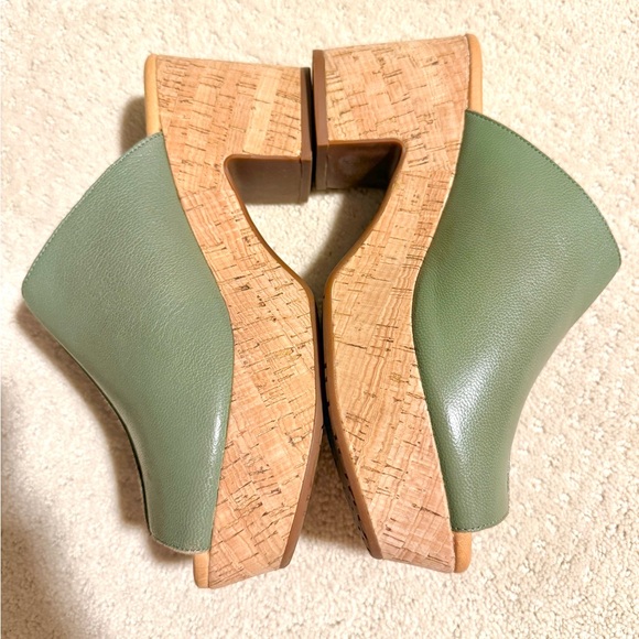 Sundance Catalog platform leather clogs like new - Picture 12 of 14